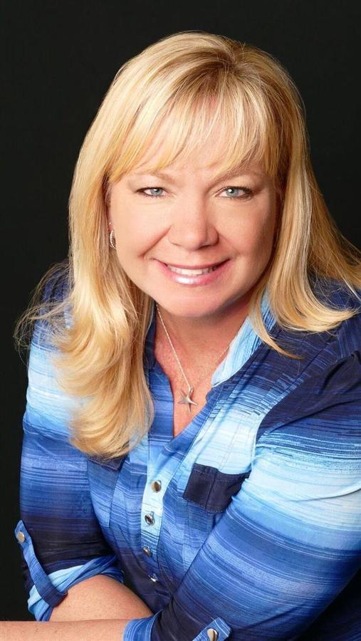 Lynn Courington Image